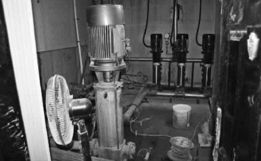 位于恒通新城小區(qū)5號(hào)樓負(fù)一層的抽水池