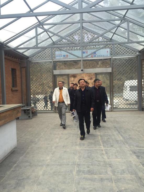 承德市副市長蘇鐵成視察承德市中國興隆·觀星小鎮(zhèn)旅游度假項(xiàng)目。